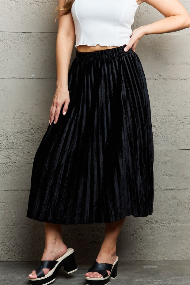 Pleated Flowy Black Midi Skirt