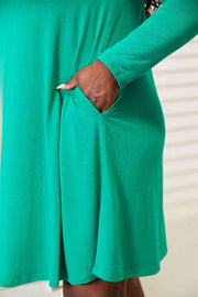 Green Flare Bottom Dress w/ Pockets